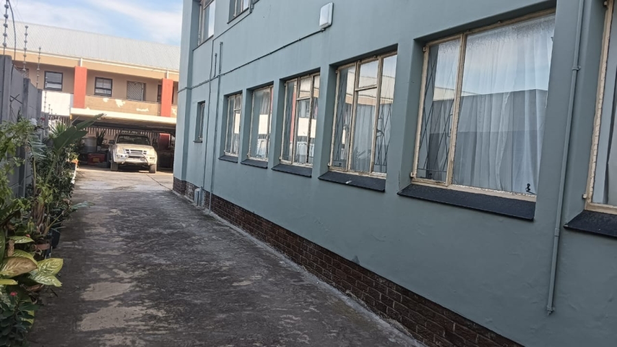 11 Bedroom Property for Sale in Gonubie Eastern Cape